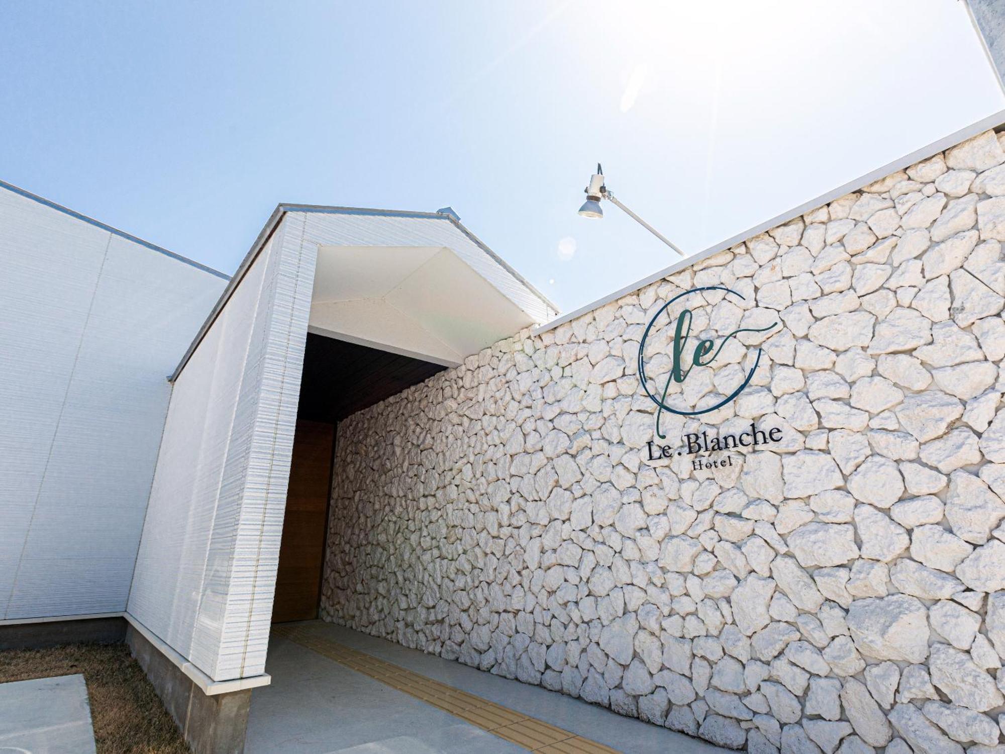 Le.Blanche Hotel Minamiawaji Exterior photo